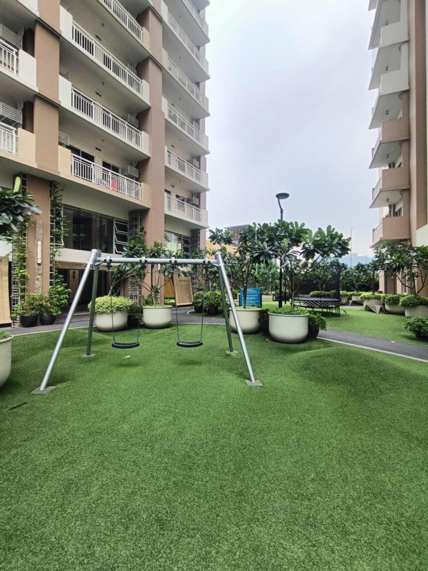 Апарт готель Infina Towers Кесон-Сіті Екстер'єр фото